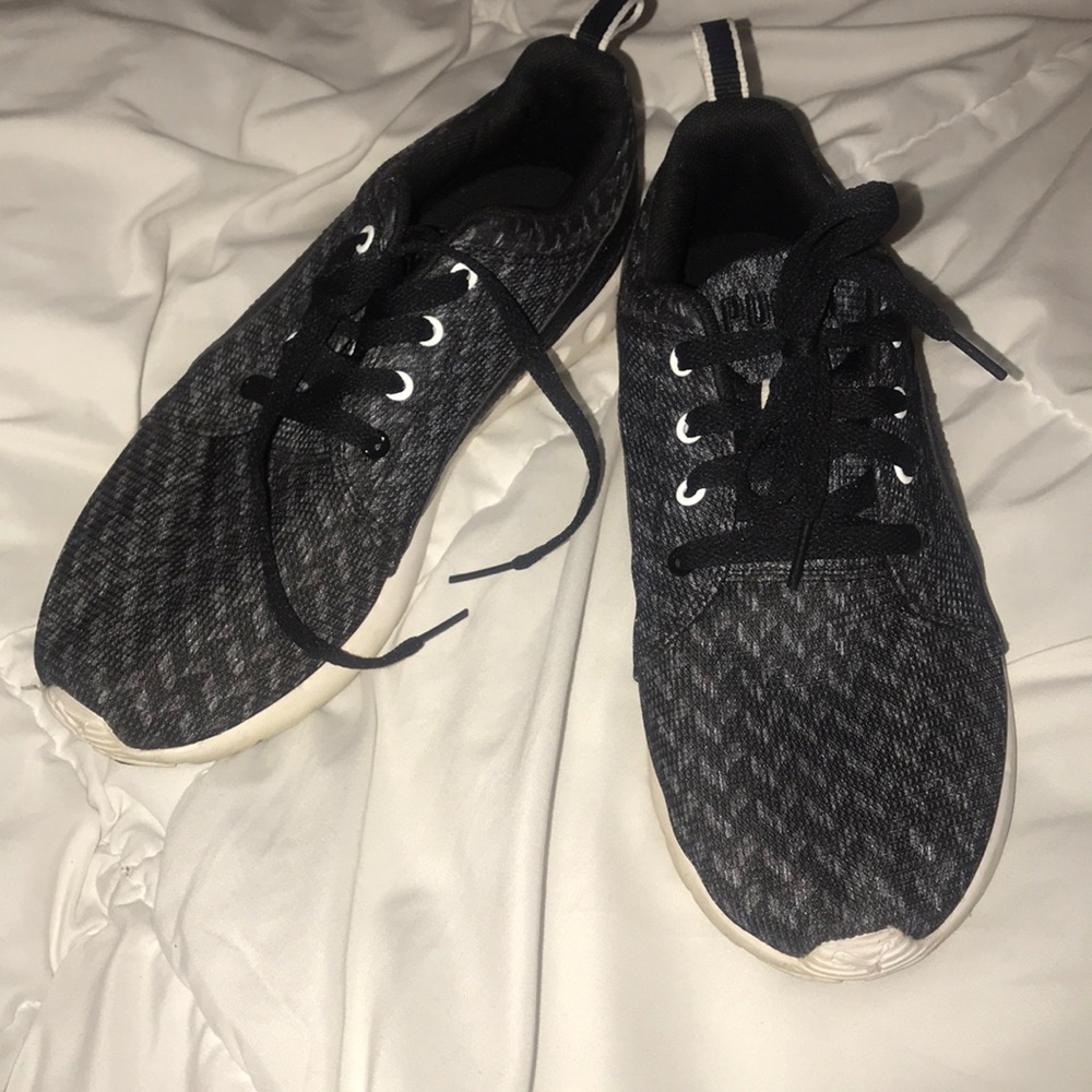 Puma sneakers